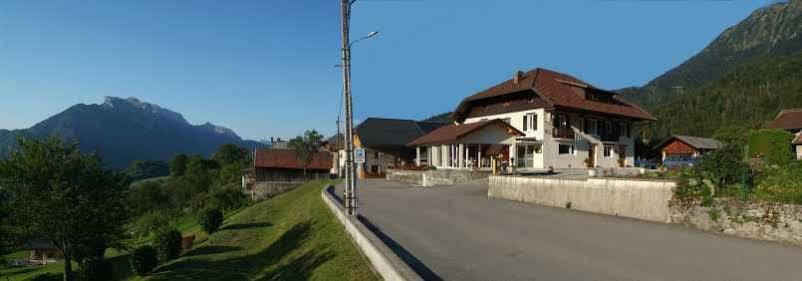 Au Gay Sejour Hotel Faverges Exterior photo